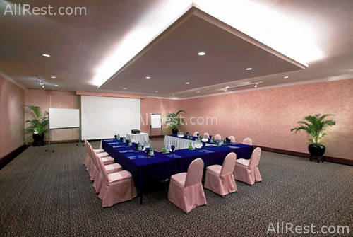 Le Meridien Singapore 24